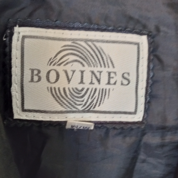 Black leather jacket Bovines make, soft leather in a women's medium size - Picture 2 of 4